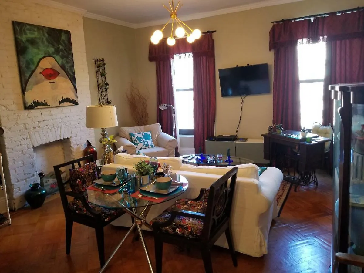 Cozy Fully Furnished Apartment Near Prospect Park & Public Transport New York